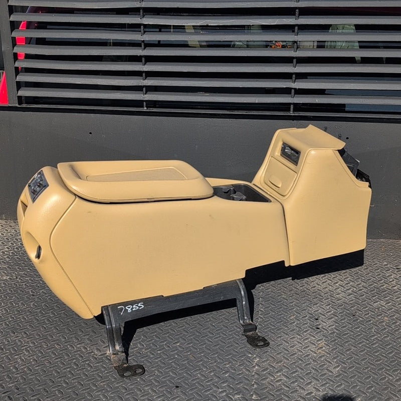 1999-2002 Chevrolet Silverado Center Console Assembly Tan Lid Mounts 15037198