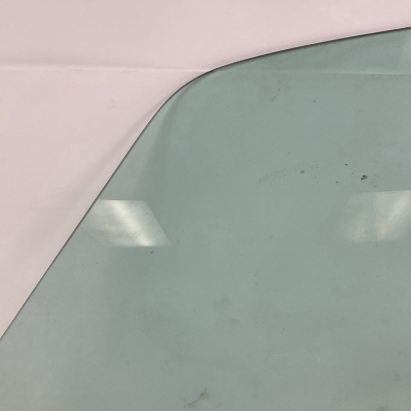 1986-1993 Volvo 240 244 Window Glass Driver Front 43R-001105 90 OEM #4879M