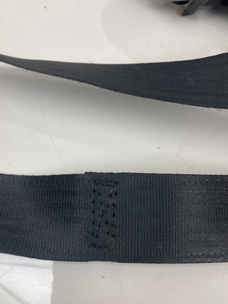 1992 Volvo 940 944 - Seat Belt Front Left PN: 3539349 352747