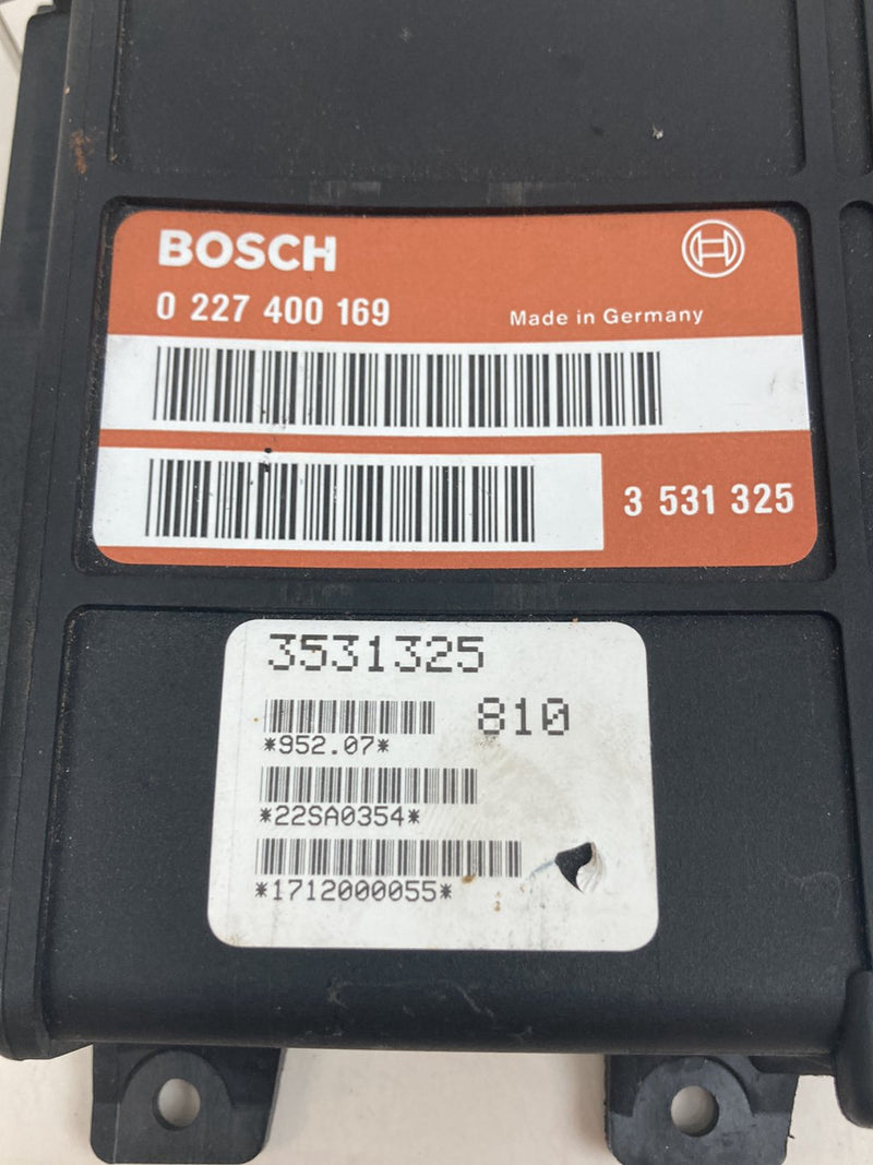 1986-1993 Volvo 240 Ignition Control Module Bosch Unit EZK 3531325 OEM #4755M