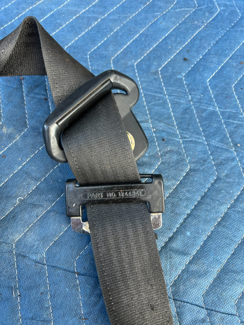 1986-1993 Volvo 240 244 Sedan Front Driver Left Seat Belt Retractor OEM #4194EM