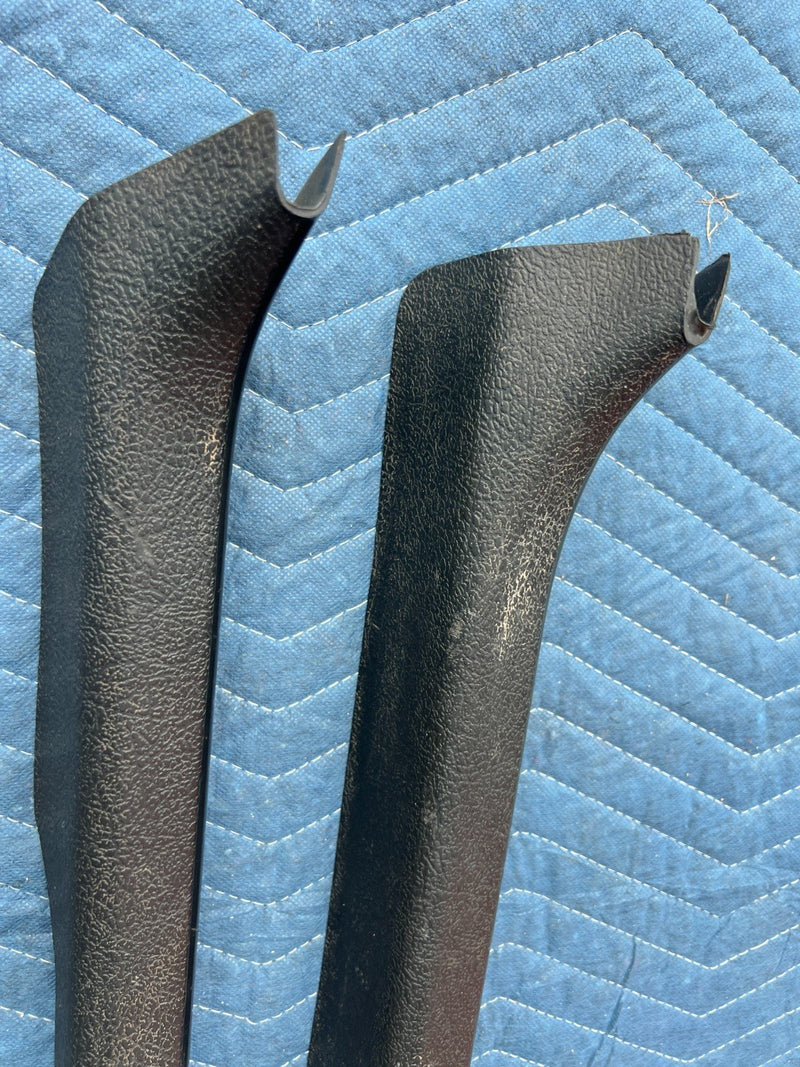 1986-1993 Volvo 240 244 245 Front LH & RH Door Sill Scuff Plate Trim OEM #4068EM