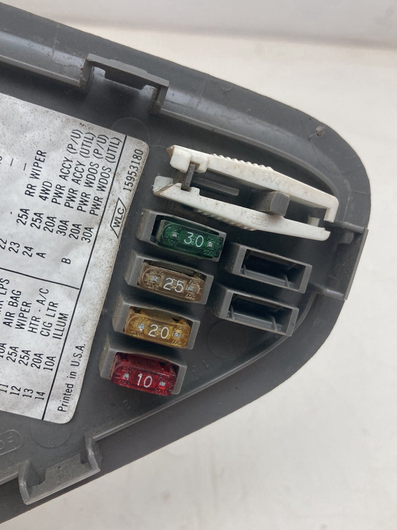 1996 Chevrolet Silverado GMT800 - Fuse Box Cover PN: 15953180