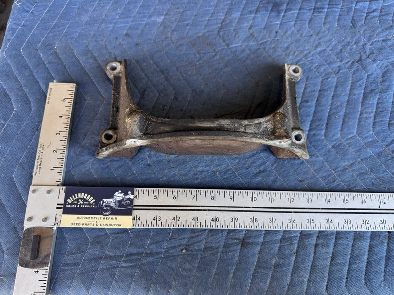 1986-1993 Volvo 240 244 245 Lower Bell Housing To Oil Pan Bracket B230F #4961E