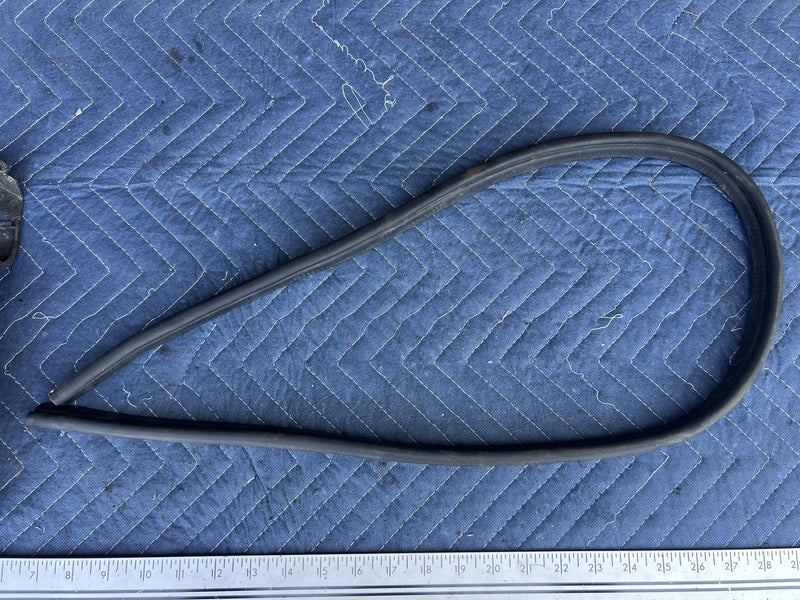 1973 Volvo 140 142 - Cowl to Hood Seal PN: 72332-80J0 72342-80J0