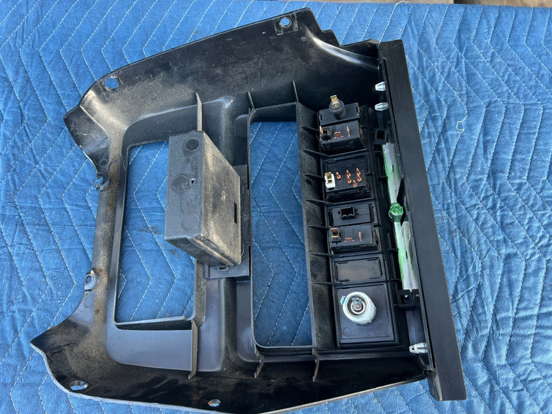 1986-1993 Volvo 240 244 Sedan Center Console Stereo Surround Trim OEM #4197EM