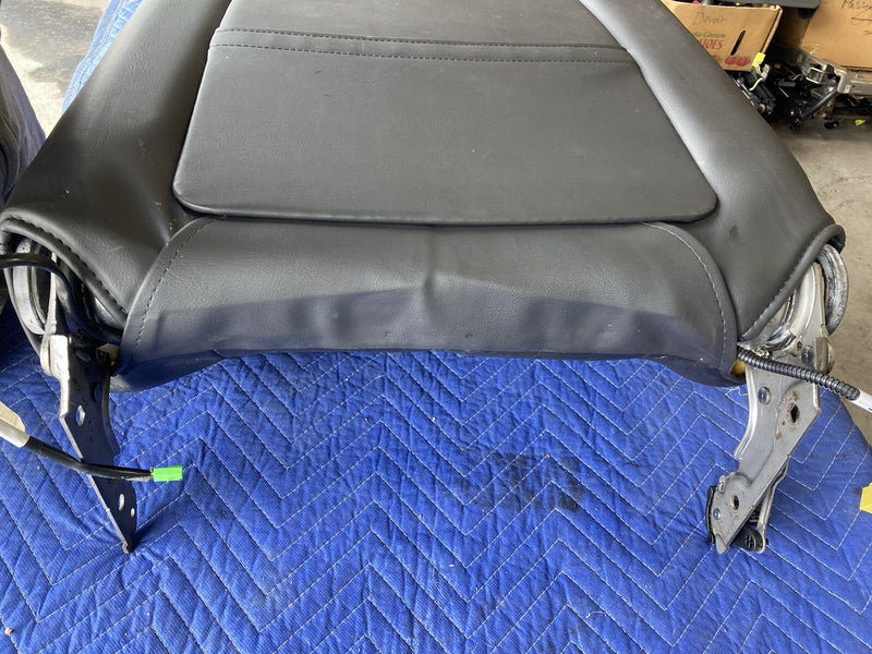 2006-2016 Chevy Impala GM Front Seat Back Black Passenger Side Right OEM #3160M