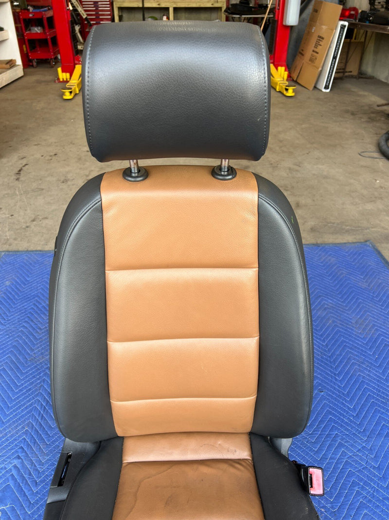 2005-2011 Audi A6 Front Passenger Seat Two Tone Amaretto + Black OEM #28ZJ
