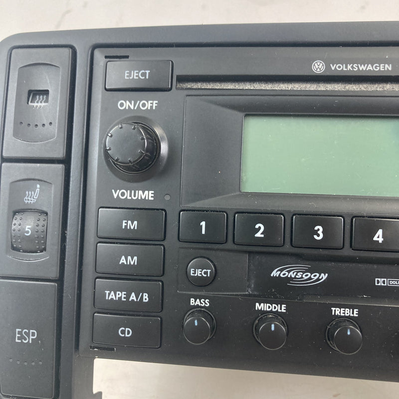 2001-2005 Volkswagen Passat Radio AM FM CD Headunit OEM #5497M
