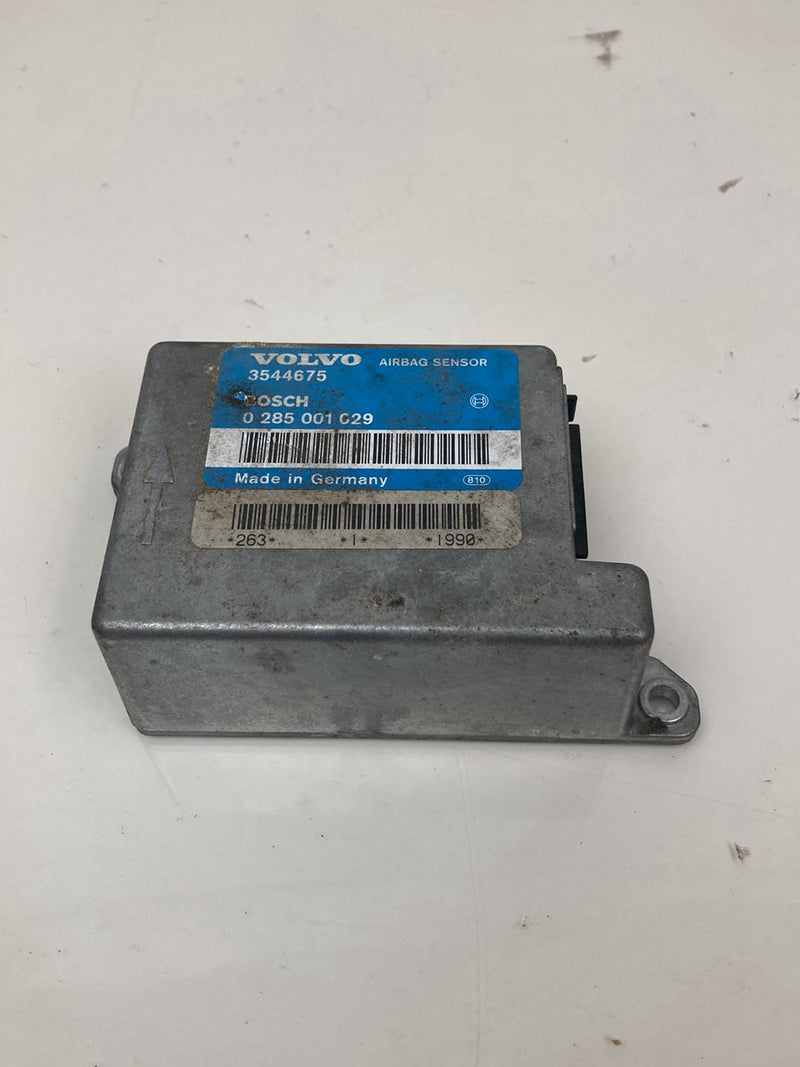 1992 Volvo 940 944 - Airbag Sensor PN: 3544675 0285001029