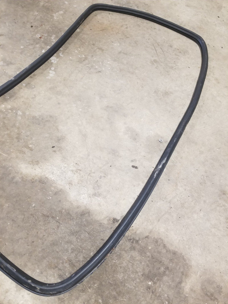 1984-93 BMW E30 318i 325i Trunk Deck Lid Weather Seal Gasket Guard OEM #CN590