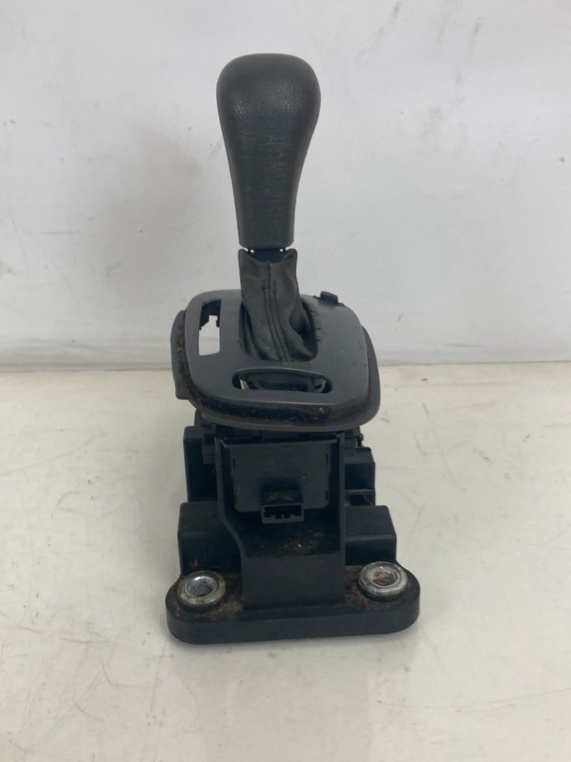 1998-2000 Volvo V70 S70 Automatic Shifter Assembly OEM #5223M