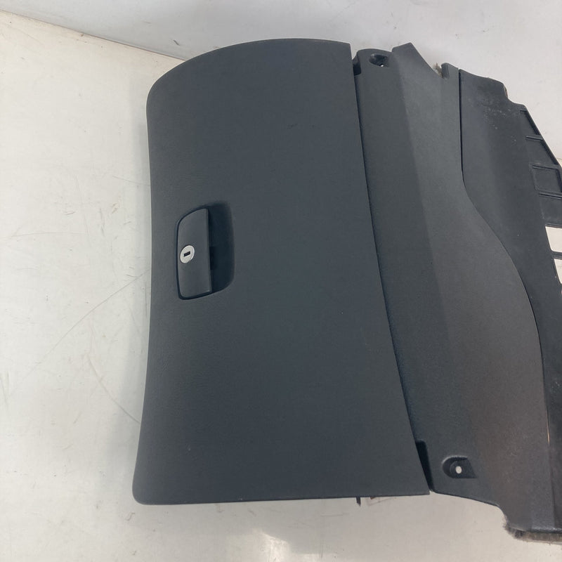2001-2005 Volkswagen Passat Glove Box Assembly Black OEM #5557M