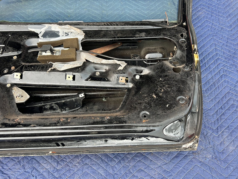 1983-1985 Porsche 944 Front Passenger Right Door Assembly Black OEM #5718EM