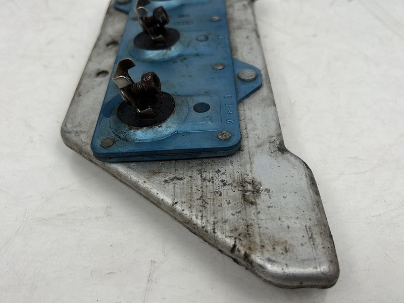 1996-2003 Audi S8 D2 A8 Radiator Cooling Fan Resistor Mounting Plate OE #6553EM