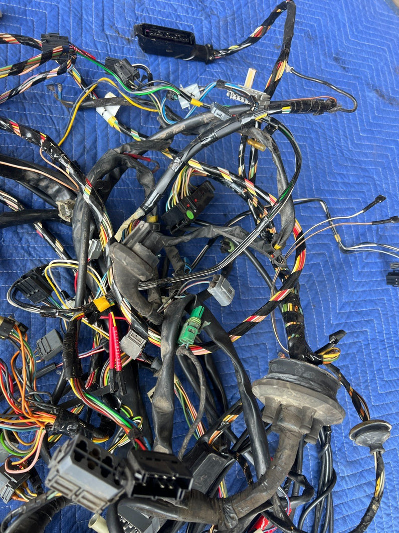 1989-1995 Volvo 740 940 Sedan Complete Engine & Body Wiring Harness OEM #3642EM