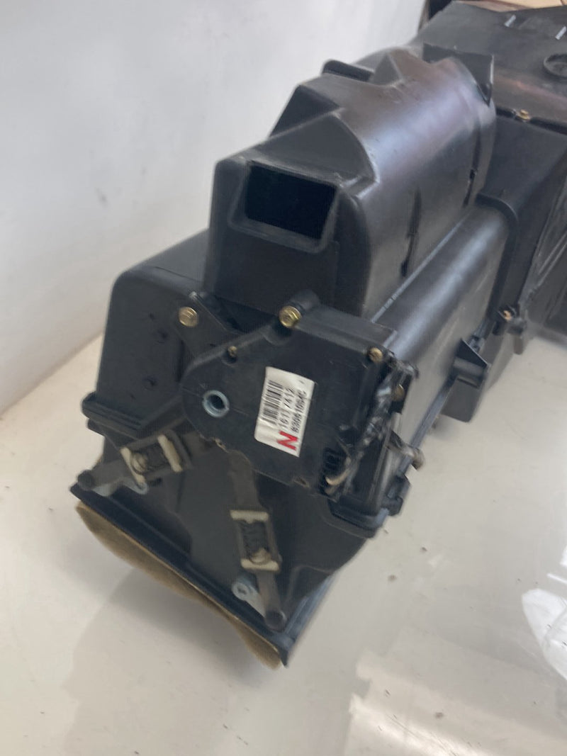 1996 Chevrolet Silverado GMT800 - HVAC Box