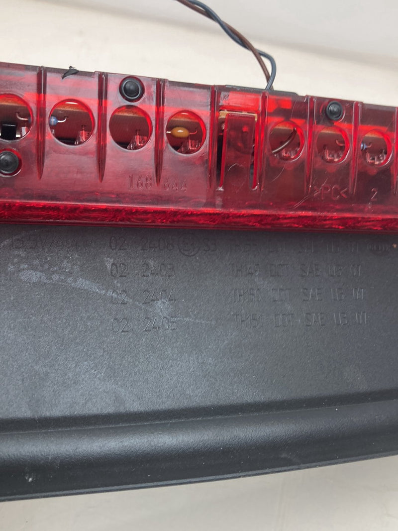2009-2011 BMW 328i E90 Third Brake Light Center H089-508 OEM #4759M