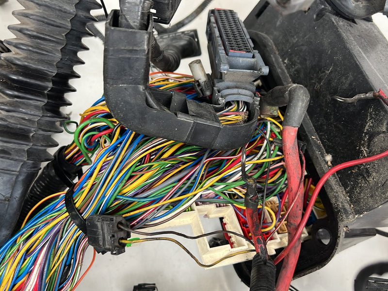 1993-1997 Volvo 850 Engine Bay Wiring Wire Harness Assembly OEM