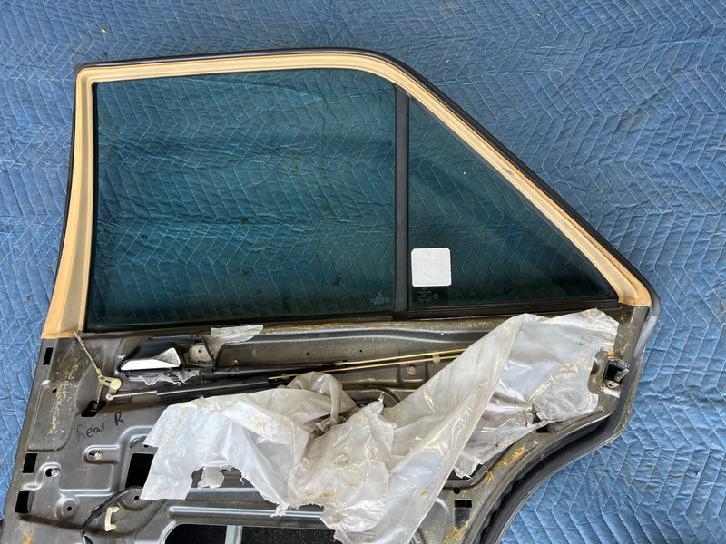 1986-1995 Mercedes 300D W124 Gray Rear Passenger Right Door Assembly OEM #2587EM
