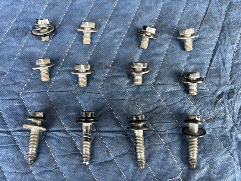 1998-2003 Jaguar XJR XJ8 X308 Rear Trunk Deck Lid Hinge Hardware Bolts OE #4731E