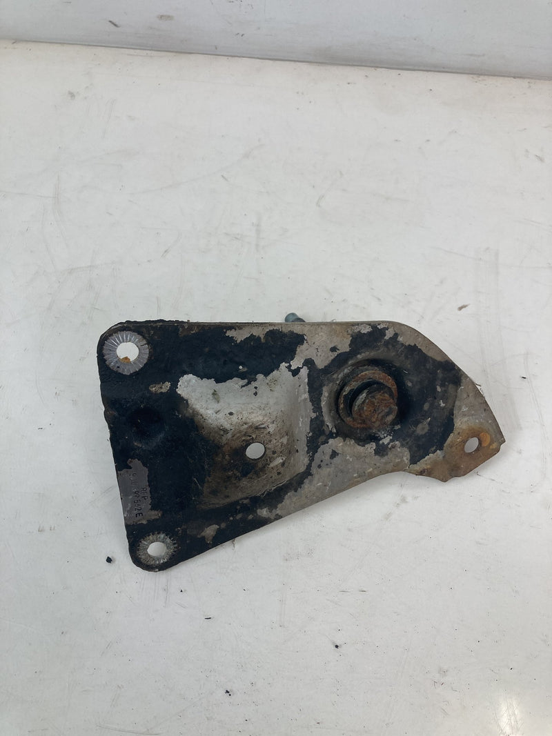 2001-2005 Volkswagen Passat Subframe Bracket 8DO399542E OEM #5551M