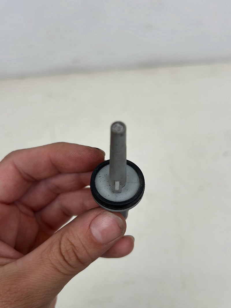 1996-2003 Audi S8 D2 A8 Cabin Air Ambient Temp Sensor 4A0820539 OEM #6542EM