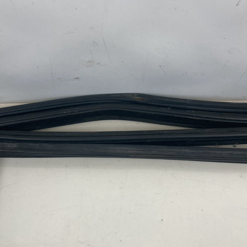 1986-1993 Volvo 240 244 Window Track Seal Gasket Set of 4 OEM #4886M