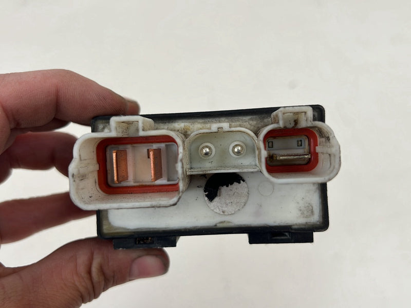 1990-1992 Volvo 740 745 940 Cooling Fan Relay 3523872 OEM #5898EM