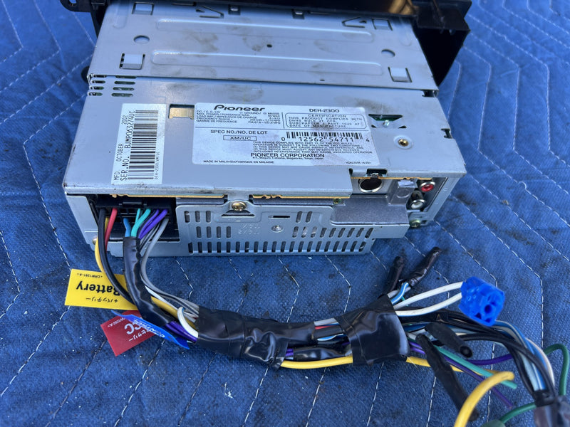1988 Volvo 240 245 - Radio PN: DEH-2300