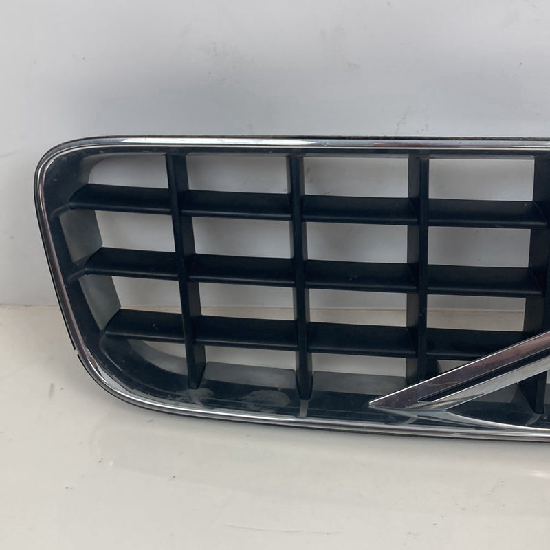 2005 Volvo XC90 I 275- Front Grille Chrome Blue Logo 8620641 08620587 #4861M