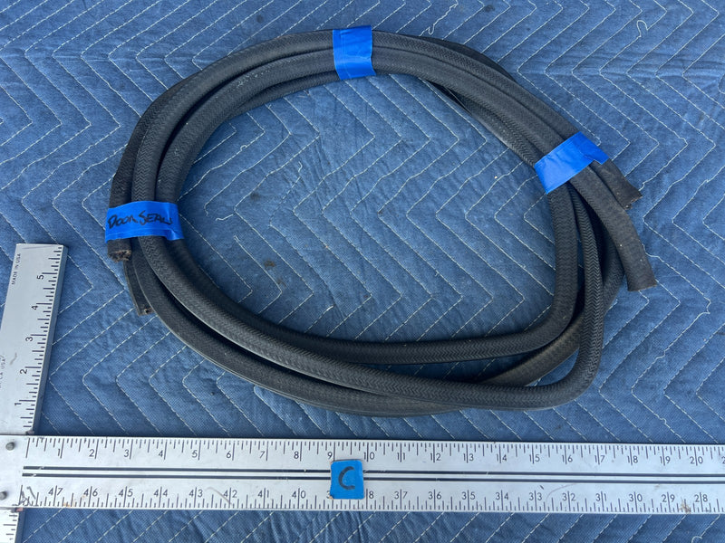 1967-1974 Volvo 140 142 Door Seal Pinch Seam Weatherstripping Set OEM #4917EM