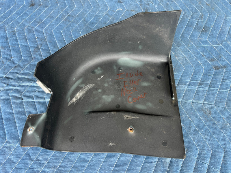 1989-1995 Volvo 740 940 Sedan Fuel Tank Filler Neck Cover Lid Trim OEM #3664EM