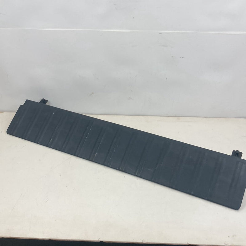 2005 Volvo XC90 I 275 Trunk Scuff Plate Cargo Black 08641116 OEM #4854M