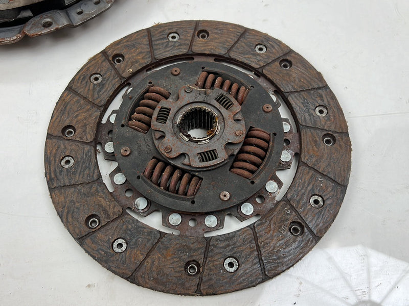 1975-1980 Volvo 244 240 Flywheel Clutch Assembly Manual 1361901134 OEM #5370EM