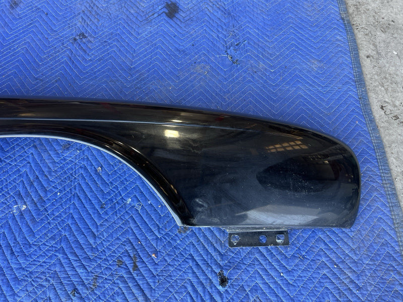 1998-2003 Jaguar XJR XJ8 X308 Passenger Side Right Front Fender Black OEM #4666E