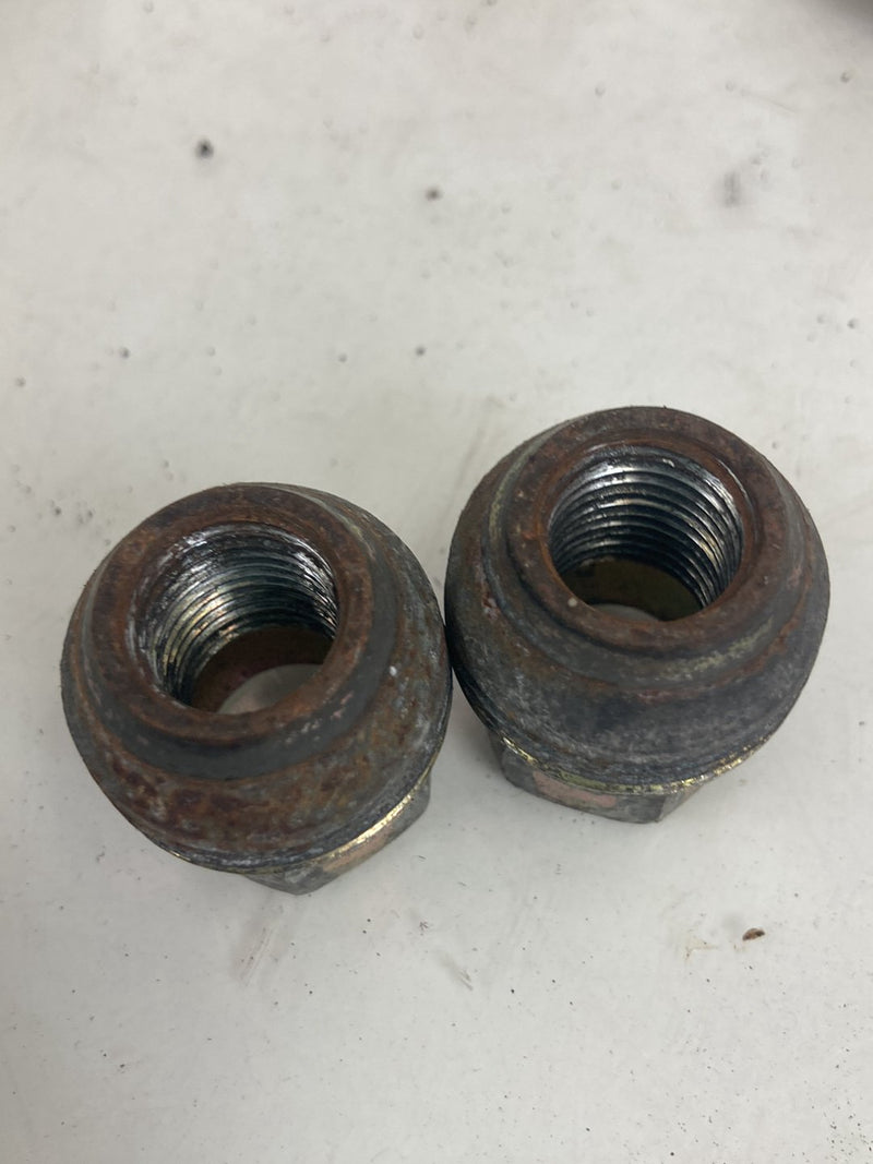 1995-1998 Chevrolet Silverado 2500 GMT400 Lug Nuts 32 Set 15646780 OEM