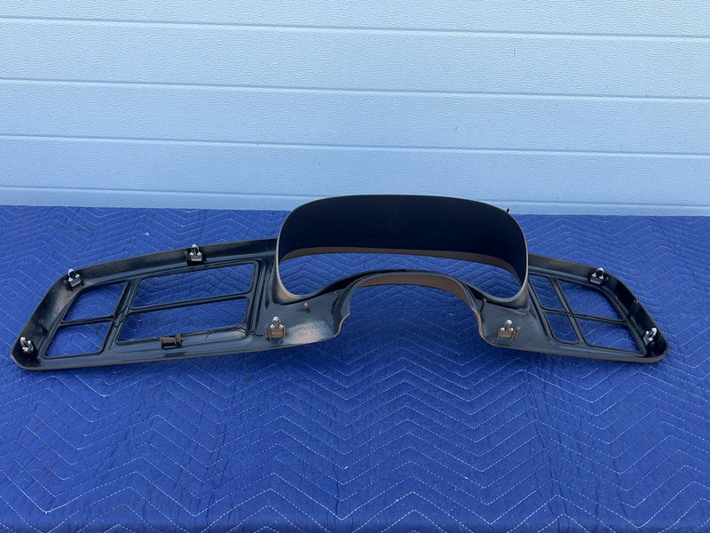 Chevrolet Silverado - Gauge Cluster Trim PN: 15046575 15731974