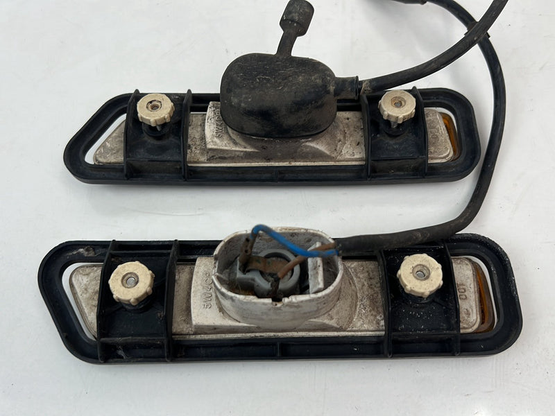 1983-1985 Porsche 944 Front Right Left Marker Light Pair 94463141200 OEM #5679EM