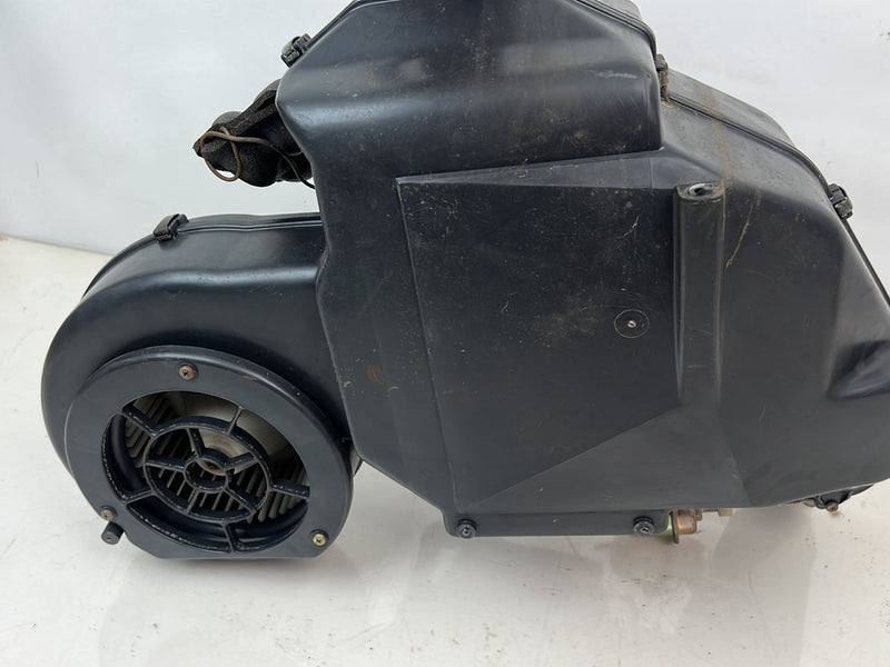1983-1985 Porsche 944 HVAC Air Conditioning AC Box Assembly 477820002 OE #5692EM