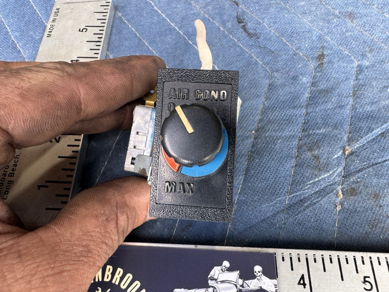 1986-1993 Volvo 240 244 245 Air Conditioning Switch Dial AC Dash OEM #4934E