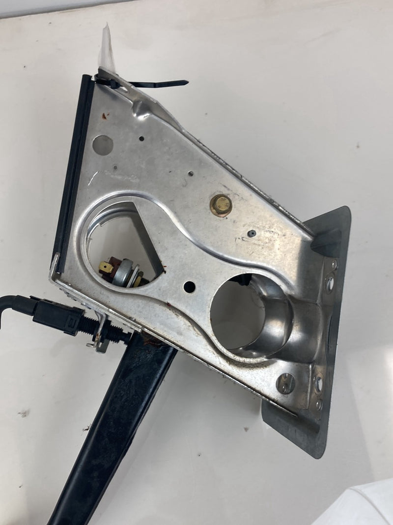 1992 Volvo 940 944 - Brake Pedal
