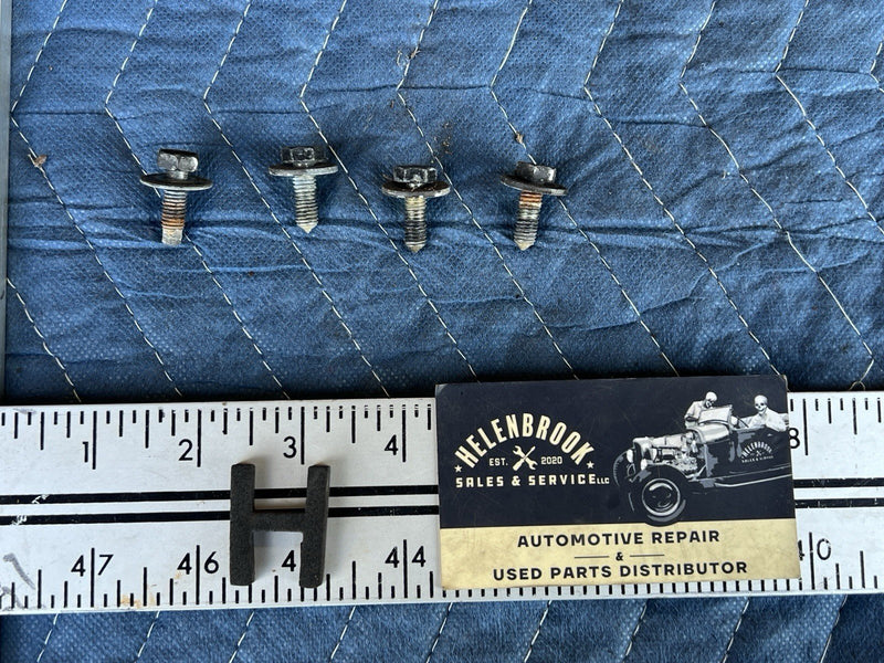 1998-2003 Jaguar XJR XJ8 X308 Fender Bracket Bolt Set Hardware OEM #4721E