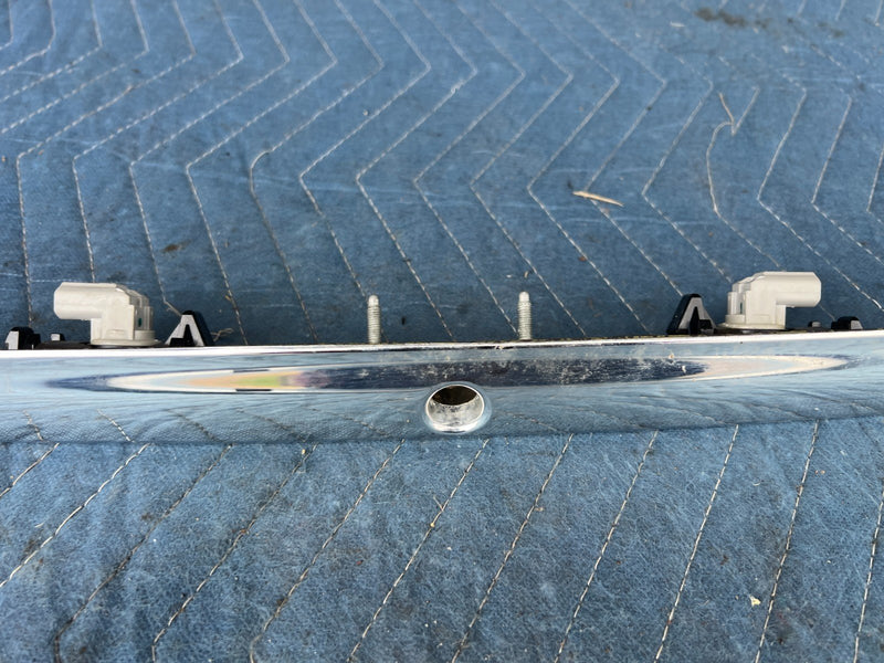 2002-2006  Toyota Camry Trunk Deck License Trim 76801-33061717 OEM #122DU