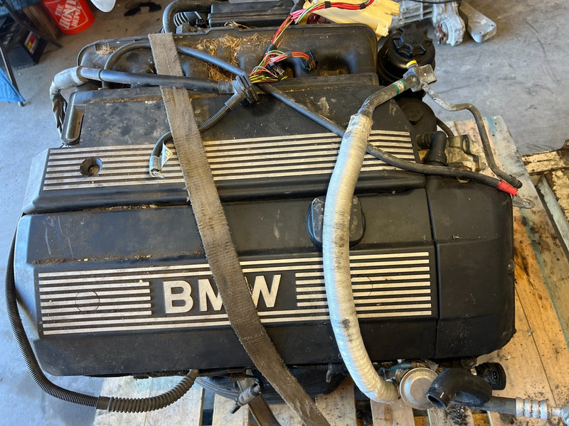 2000-2005 BMW 325xi E46 Engine Assembly M54 2.5L 6 Cyl *Runs* OEM #4844EM