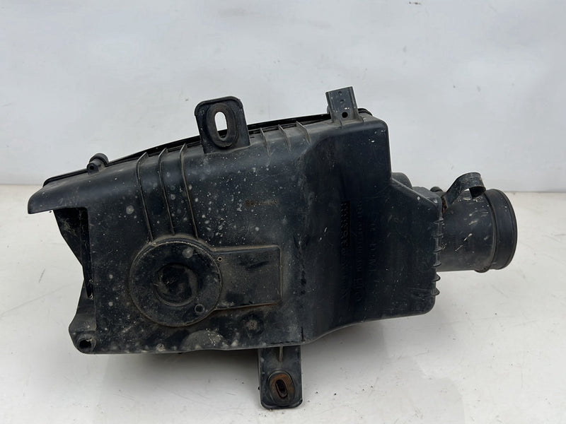 2004-2007 Volvo S60R V70R Air Filter Cleaner Housing Box w/ MAF Sensor OEM #5738EM