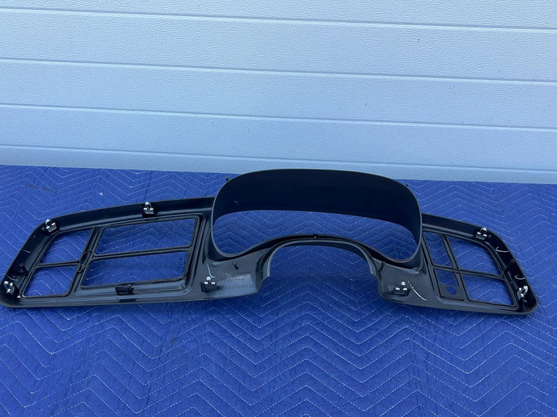 Chevrolet Silverado - Gauge Cluster Trim PN: 15085843 15731974