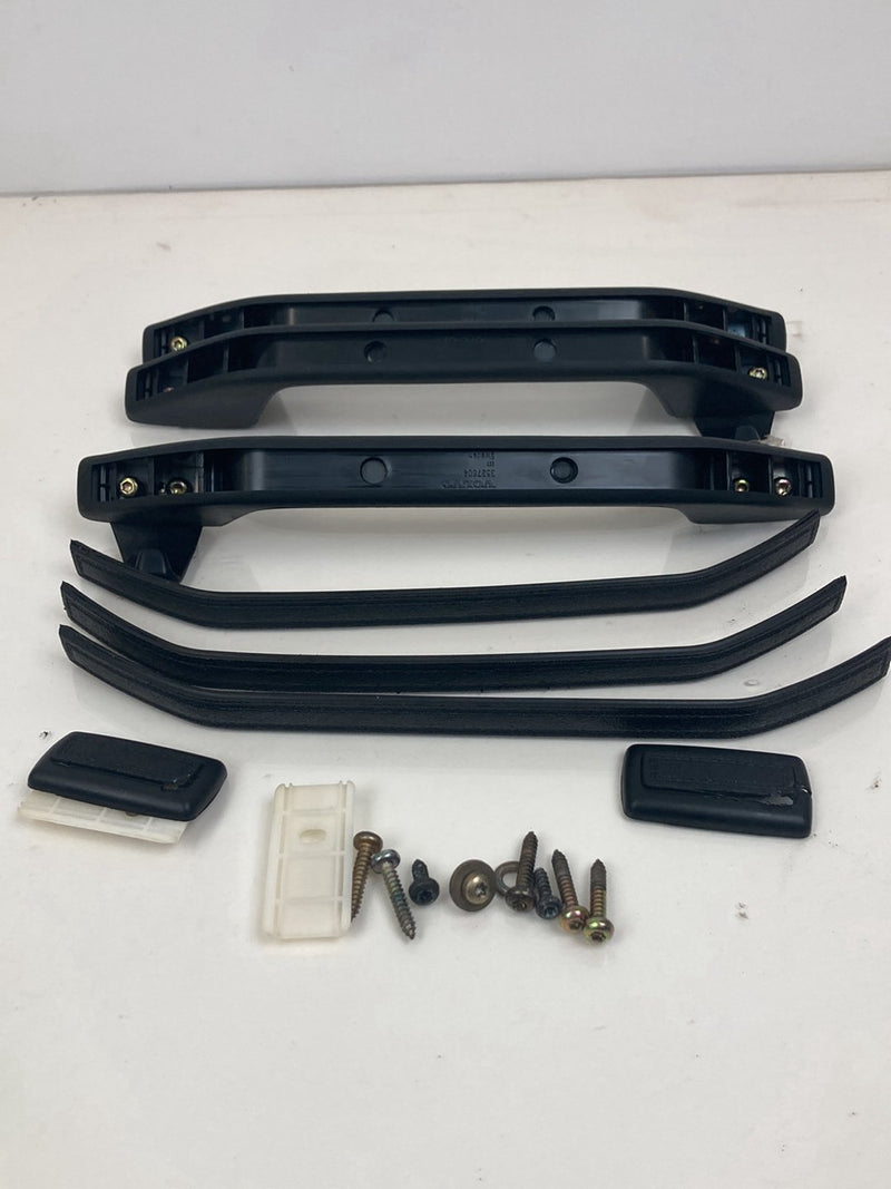 1992 Volvo 940 944 - Grab Handle Set PN: 3527604