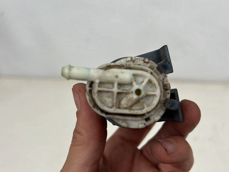1993-1997 Volvo 850 Rear Windshield Washer Fluid Pump OEM