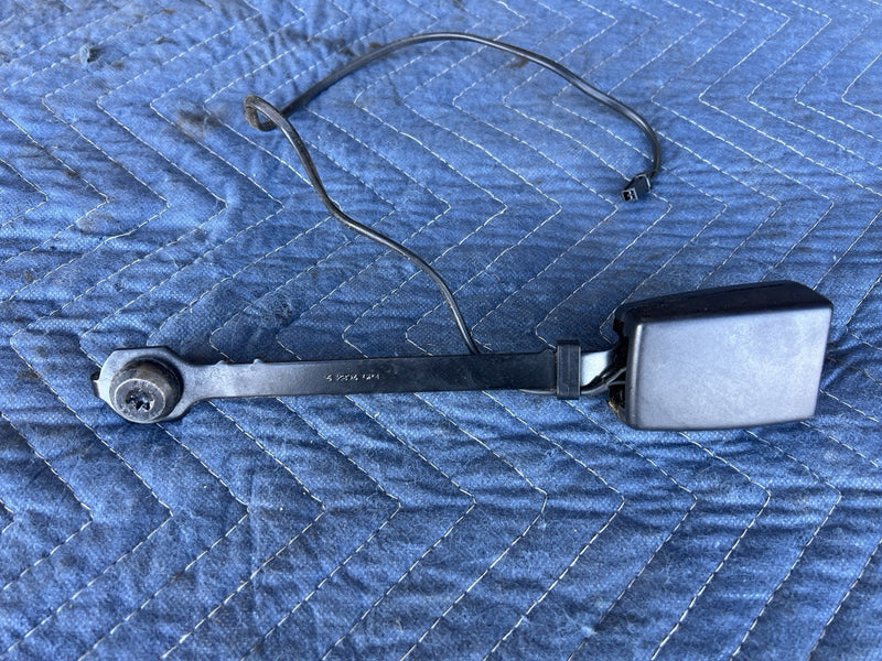 1998-2003 Jaguar XJR XJ X308 Front Left Seat Belt Buckle Receiver OEM #4787E